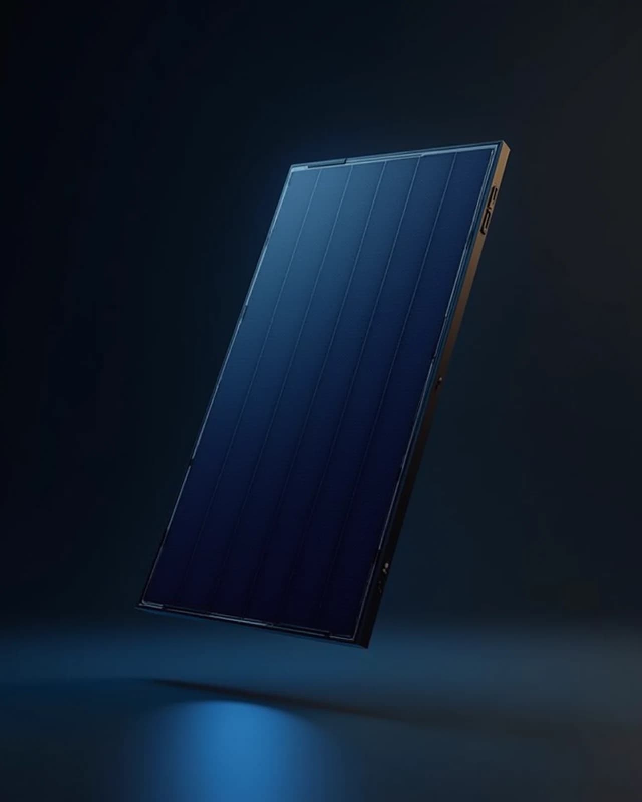 Polaris-Glas-Glas-Modul in Dreiviertel-Ansicht, dunkelblaue Glasfläche mit schmalem blauen Lichtsaum vor anthrazitgrauem Hintergrund